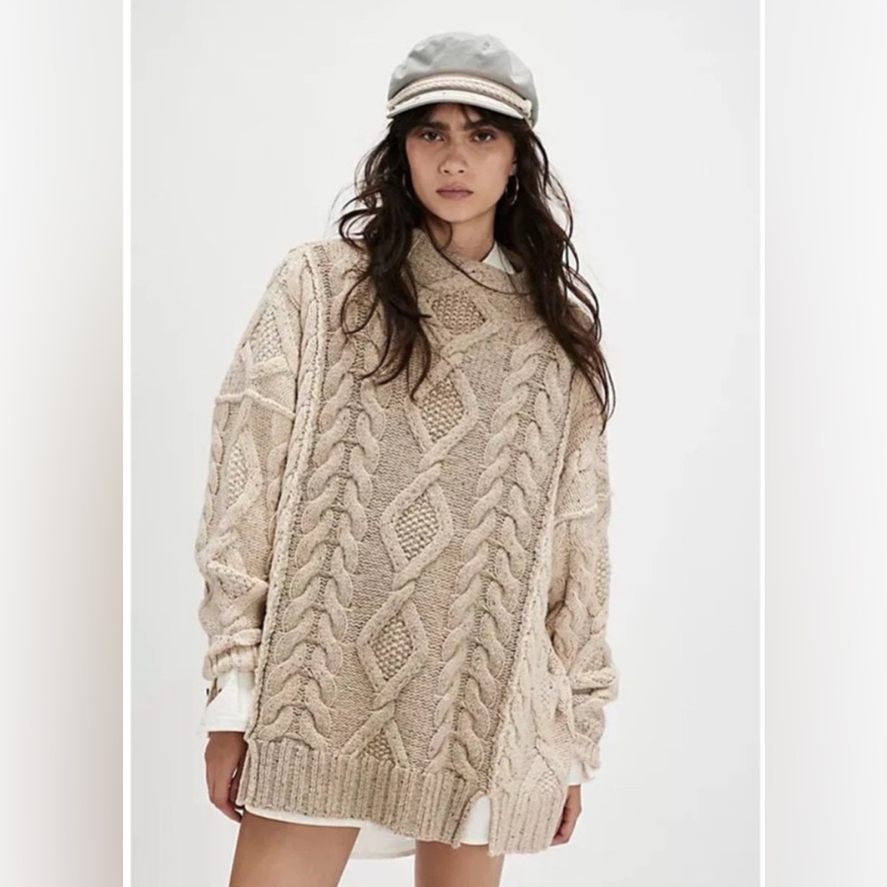 Free People Living the Dream tunic sweater size small color-oatmeal combo